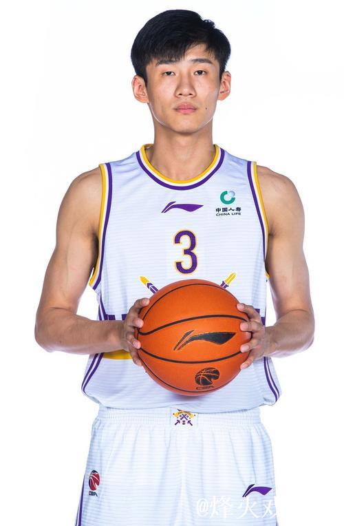 王俊杰18+7+6宁波送上海四连败 洛夫顿18+10