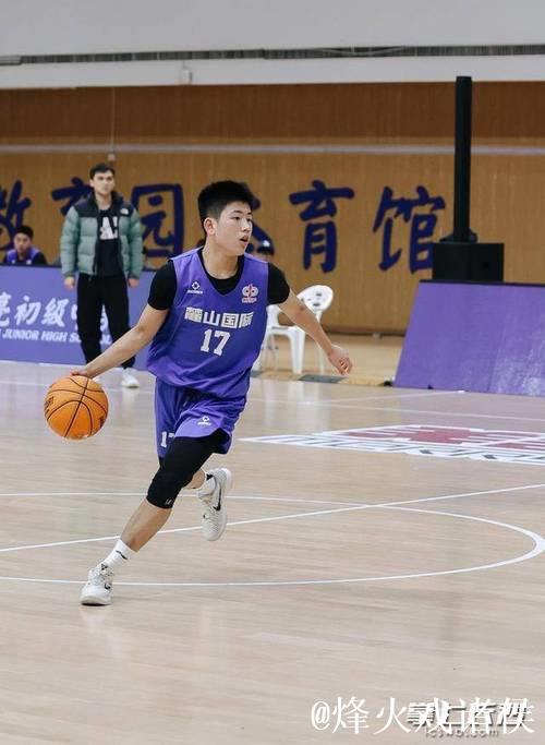 长沙篮球闪耀全国!麓山国际勇夺全国锦标赛亚军 长沙篮球闪耀全国!麓山国际勇夺全国锦标赛亚军